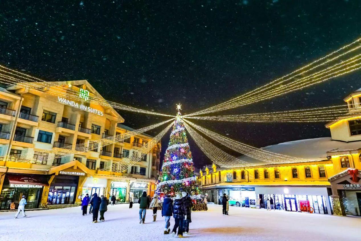 乐鱼电脑版官网-看“冰雪顶流”吉林如何玩转“以赛促游”