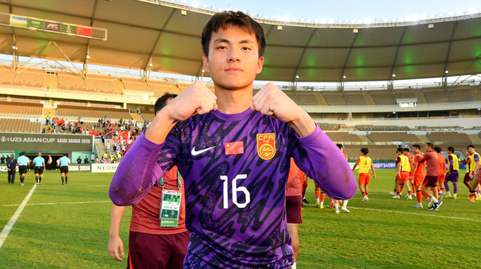 leyu.com-李昊：看到球迷接机很激动！没什么虽败犹荣，决赛输了就是输了