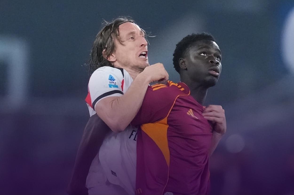 leyu-意甲罗马1比1AC米兰，德温特建功见关键性，魔笛助攻宝刀仍未老